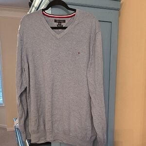 Tommy Hilfiger Men's V-Neck Sweater in Light Blue